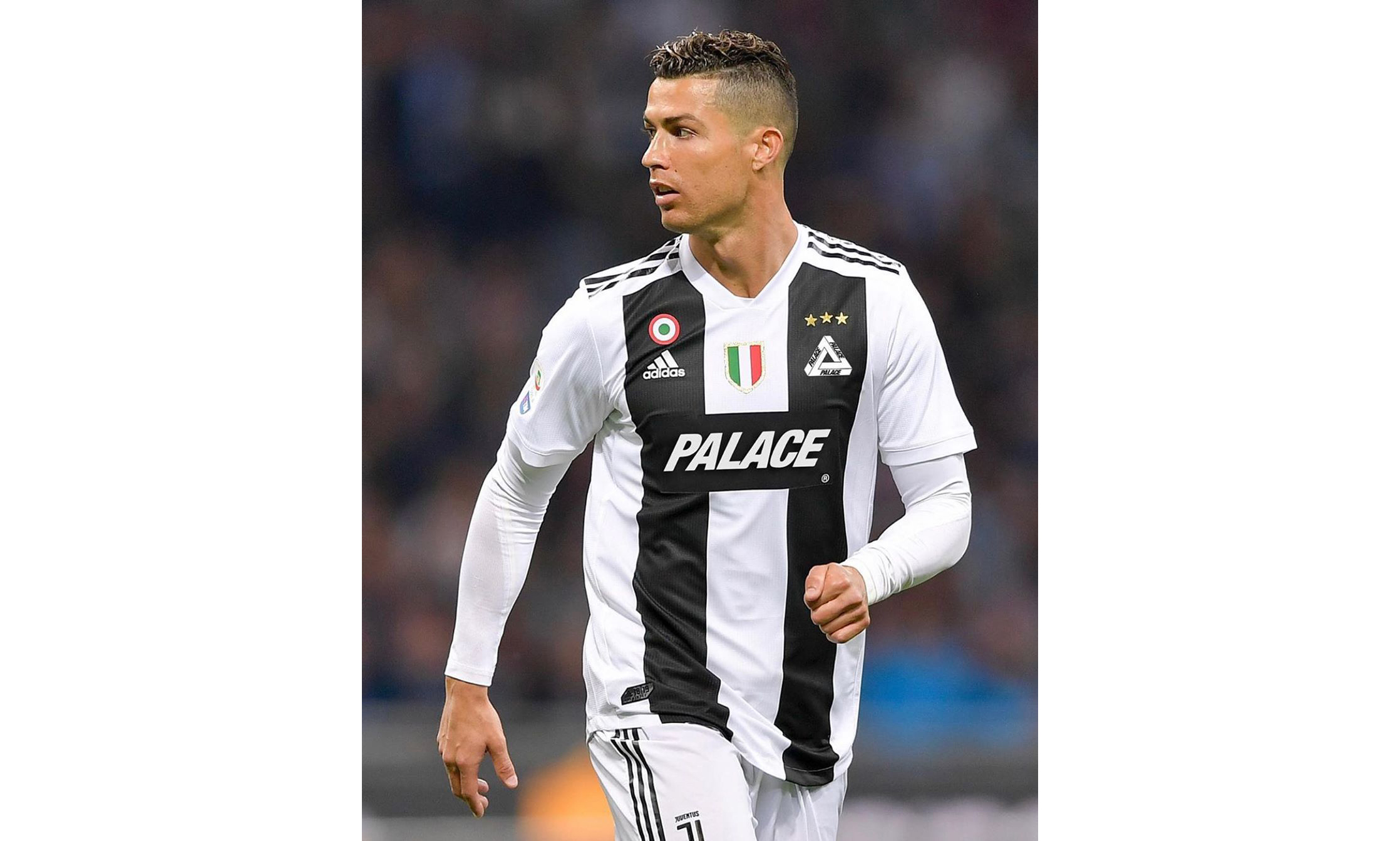 爷青回，维耶里社媒晒与大罗、巴乔、托蒂、卡纳瓦罗等人合照（回忆杀！维耶里社媒晒与罗纳尔多、巴乔、托蒂、卡纳瓦罗等传奇合影）