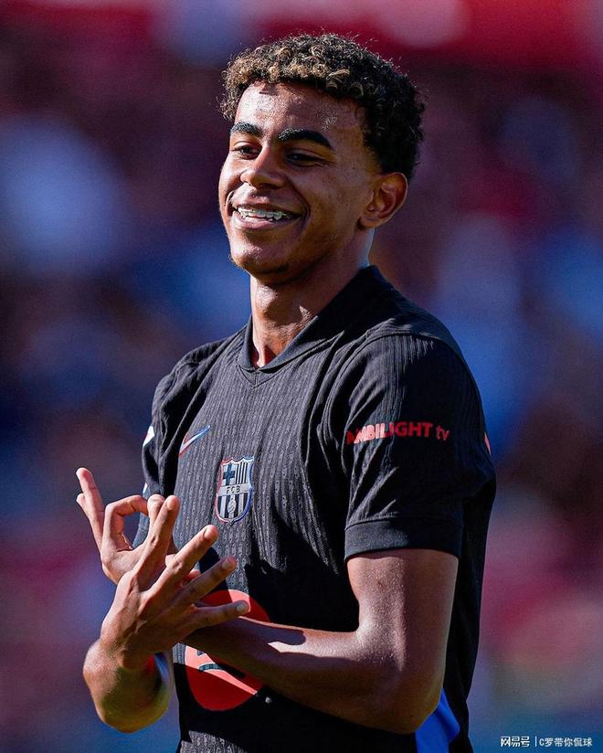 半场战报：门兴0-0莱比锡，比赛沉闷，两支球队总计0射正（半场：门兴0-0莱比锡，场面乏味，双方零射正）