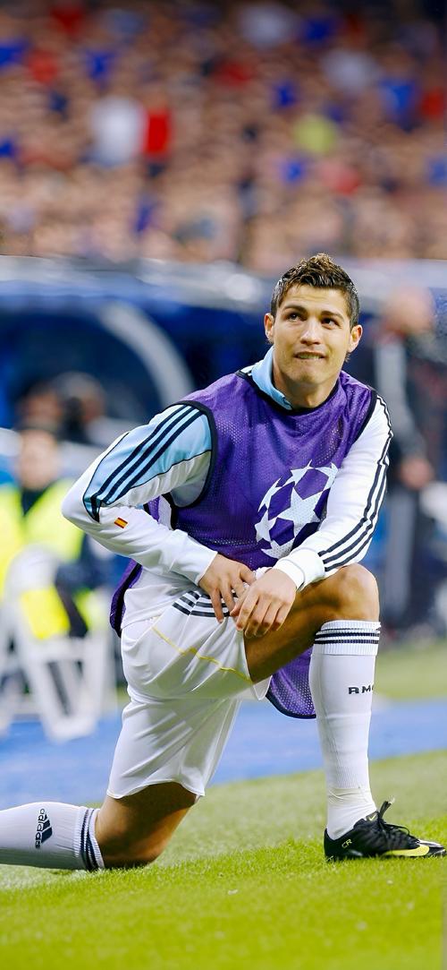 记者：邵佳一执教国足会带着部分在青岛西海岸的助手（记者：邵佳一若接手国足，将携青岛西海岸部分助手）