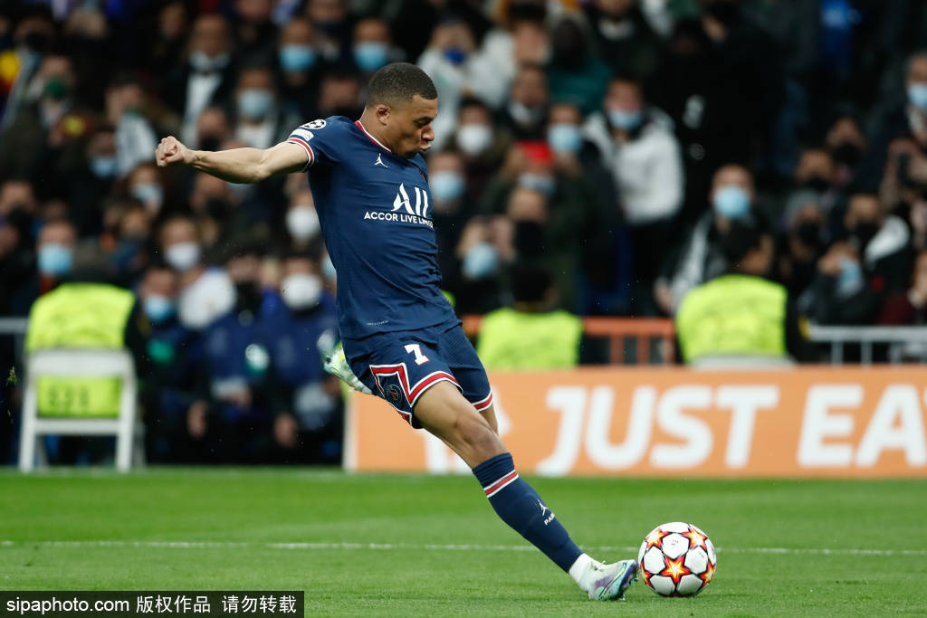 骑士以135比119大胜步行者，豪取赛季第13胜，稳居东部第六。