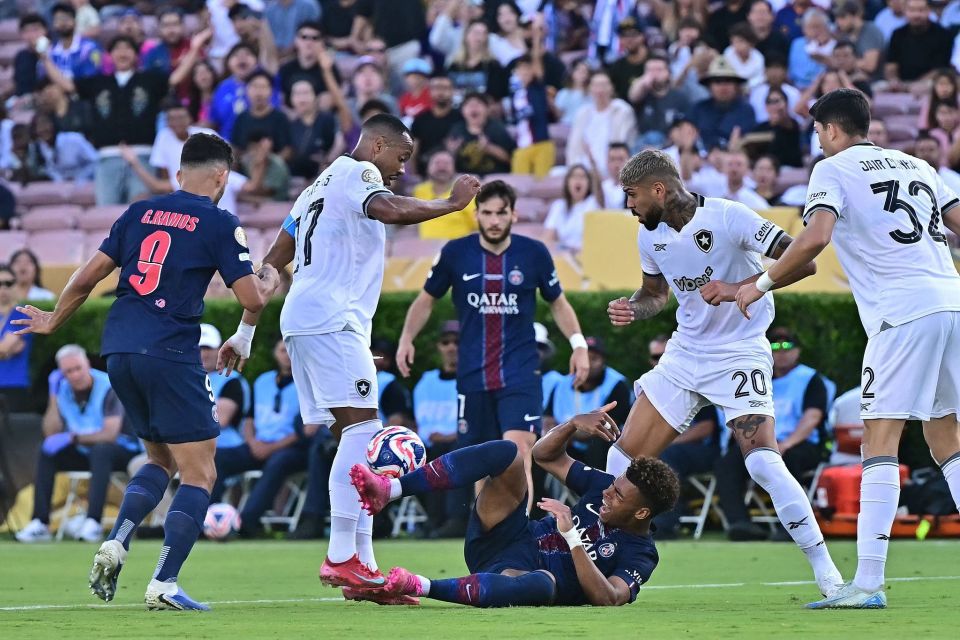 斯基拉：本菲卡正在关注科斯蒂奇，穆里尼奥对他十分赏识（斯基拉：本菲卡盯上科斯蒂奇，穆里尼奥对其青睐有加）