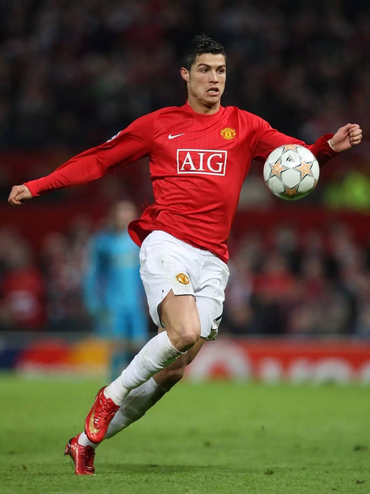 瓦尔迪的早餐和队友不一样，主教练：文化不同，需求也不同（瓦尔迪早餐与队友不同，主帅：文化不同，需求各异）