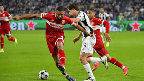 6枚金牌告急！王励勤走险棋，48岁新帅真能顶住吗？（六金岌岌可危！王励勤出险招，48岁新帅能扛住吗？）