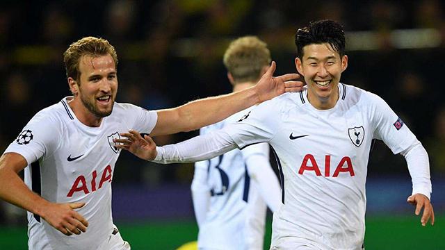 欧冠淘汰赛前瞻：曼联对阵巴黎,