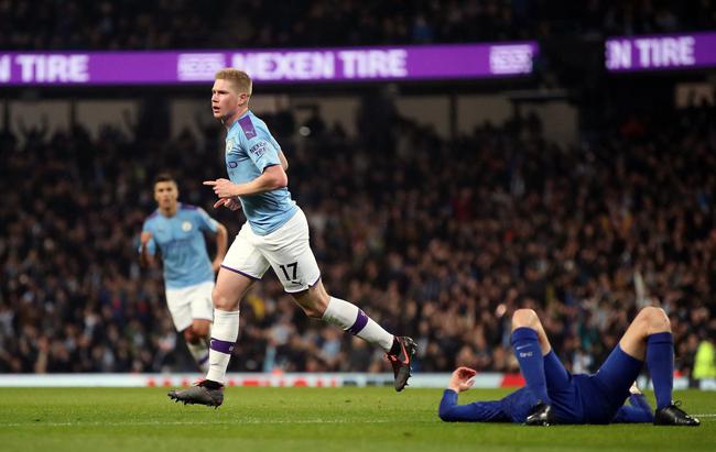 热议中超争冠：争冠悬念基本不在；申花没朋友拿不了冠军