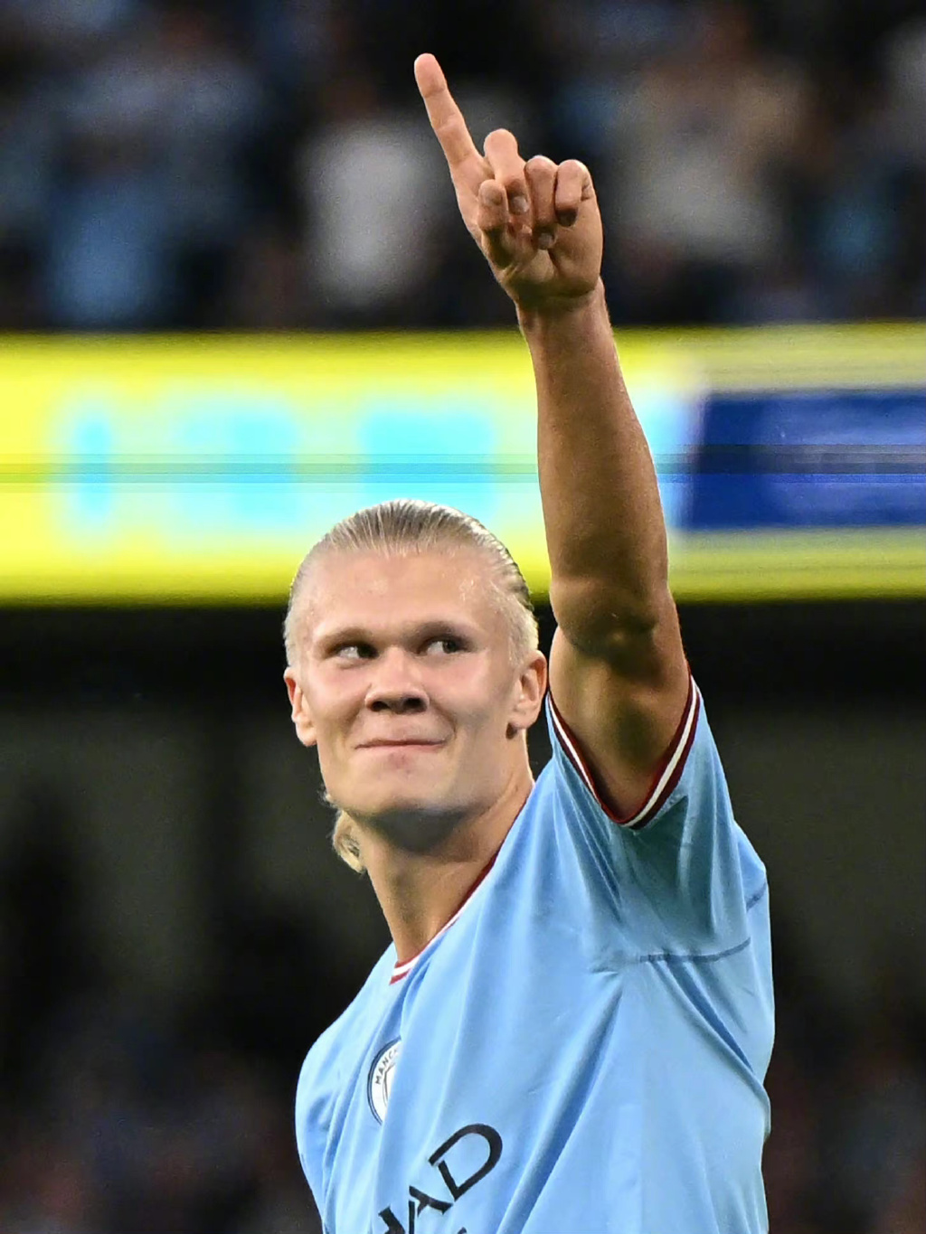 日职联战报：江坂任、卢考破门，冈山绿雉2-1战胜清水心跳（J联赛战报：江坂任与卢考建功，冈山绿雉2-1力克清水心跳）