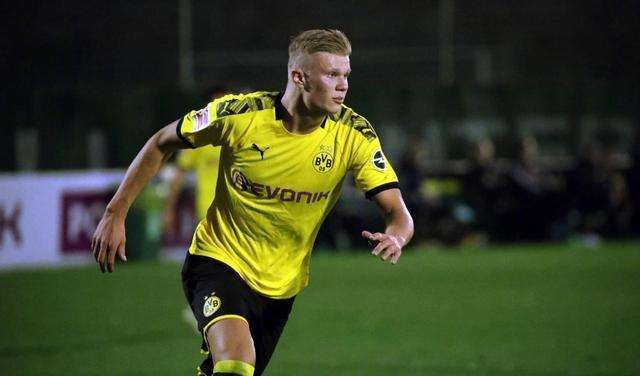 纽卡vs切尔西半场数据：双方控球率接近，蓝军半场仅2射门（纽卡vs切尔西半场战报：控球势均力敌，蓝军仅2次射门）